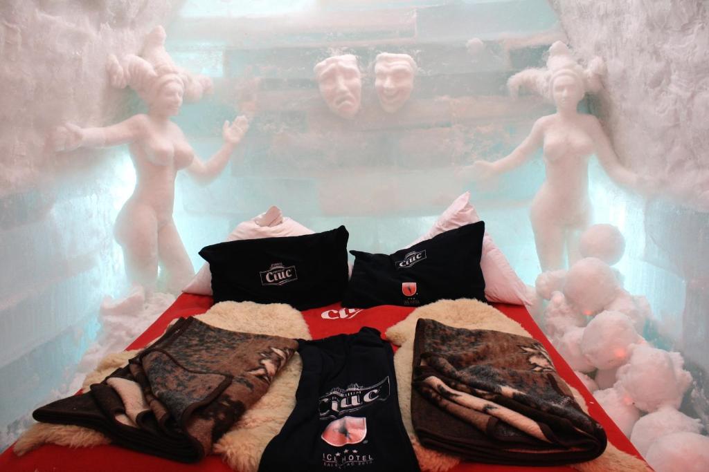 Hotel of Ice | Romania